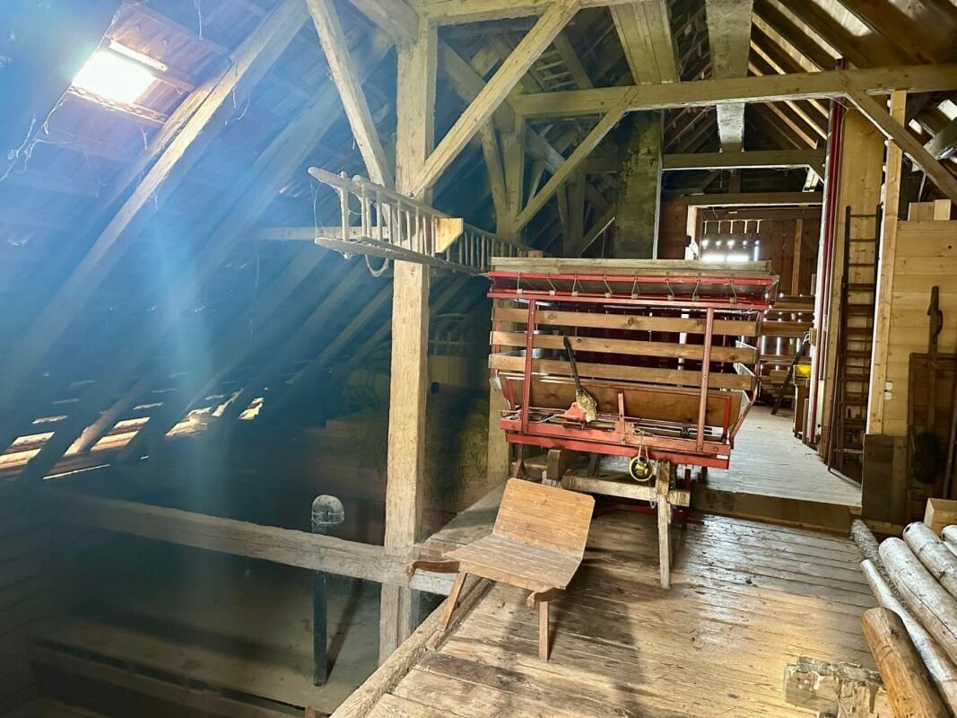 charmante 4,5-Zimmer Bauernhaushälfte