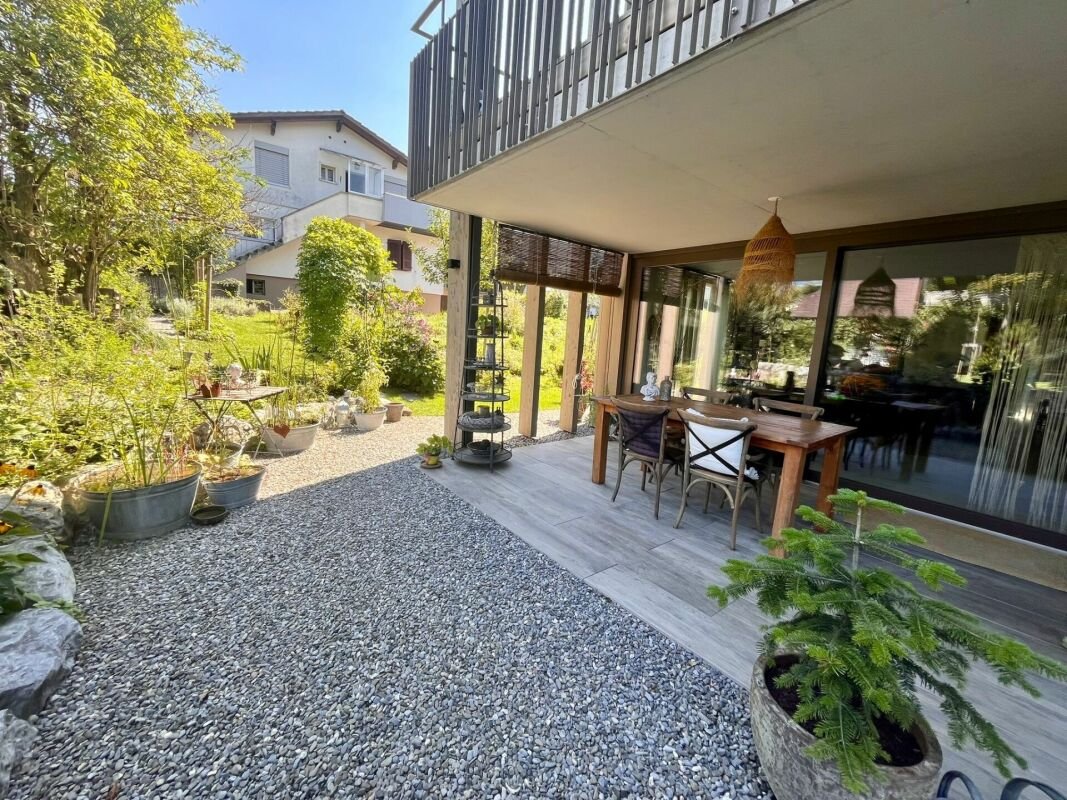 4.5-Zimmer Gartenwohnung in der schönsten Bucht Europas