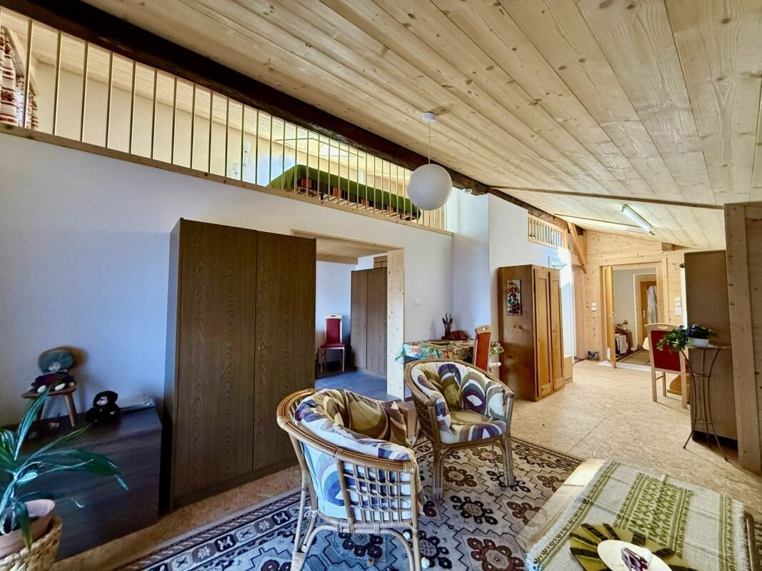 Saniertes ehemaliges Bauernhaus (DEFH)