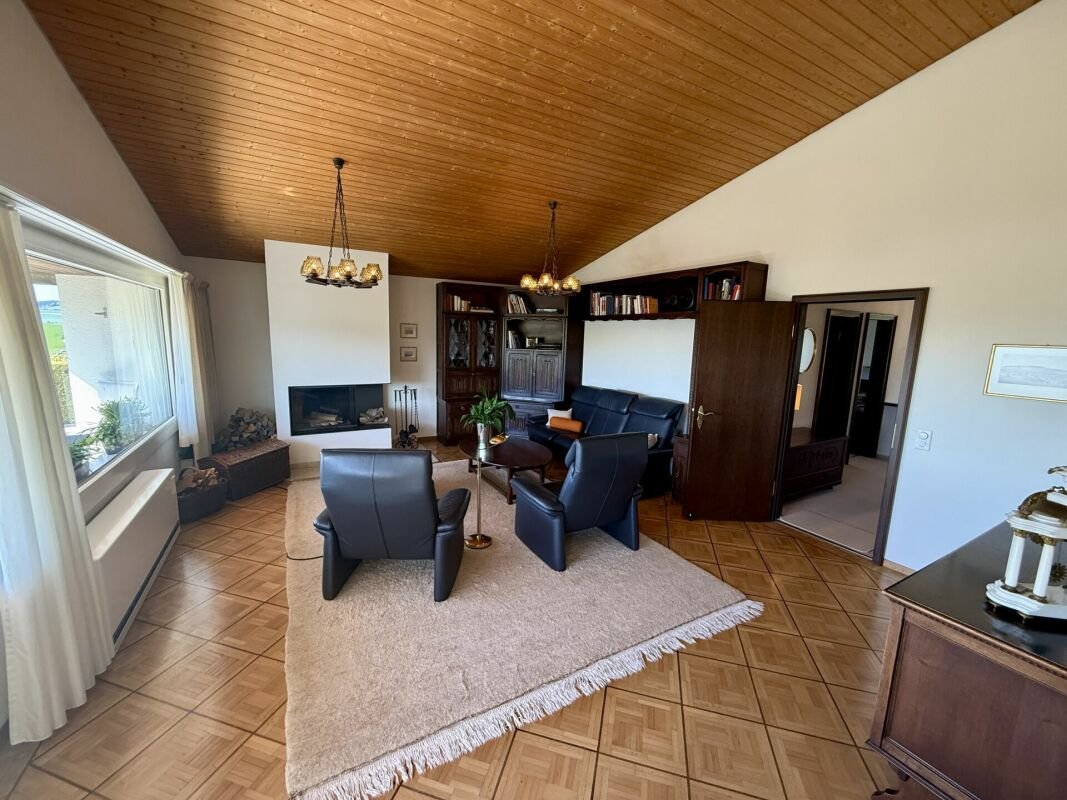 6.5-Zimmer Doppeleinfamilienhaus