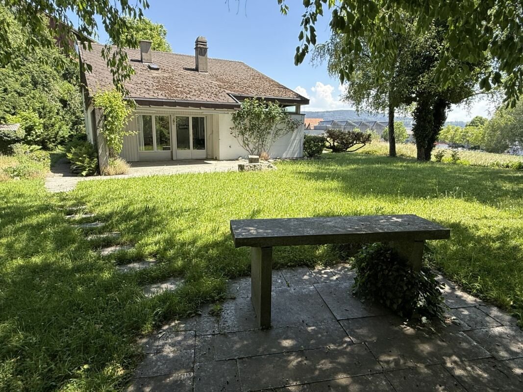 freistehendes 5-Zimmer Einfamilienhaus...